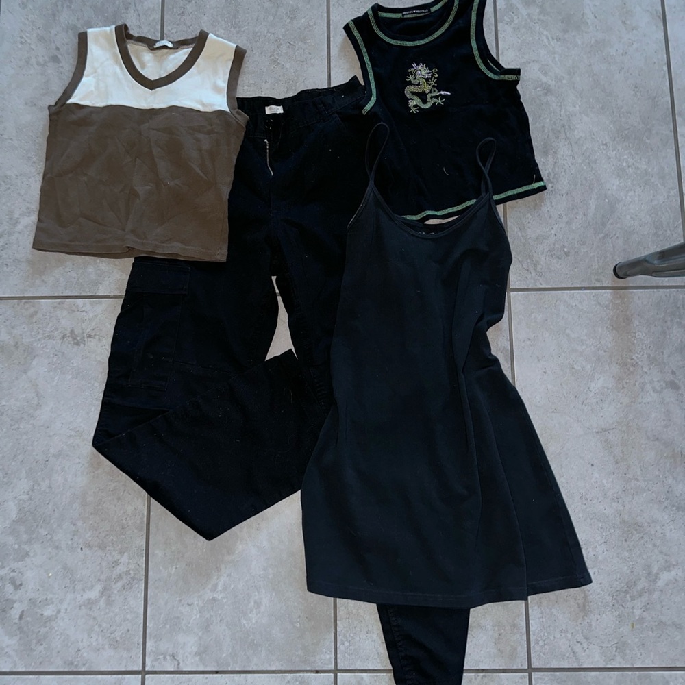 BRANDY MELVILLE BUNDLE